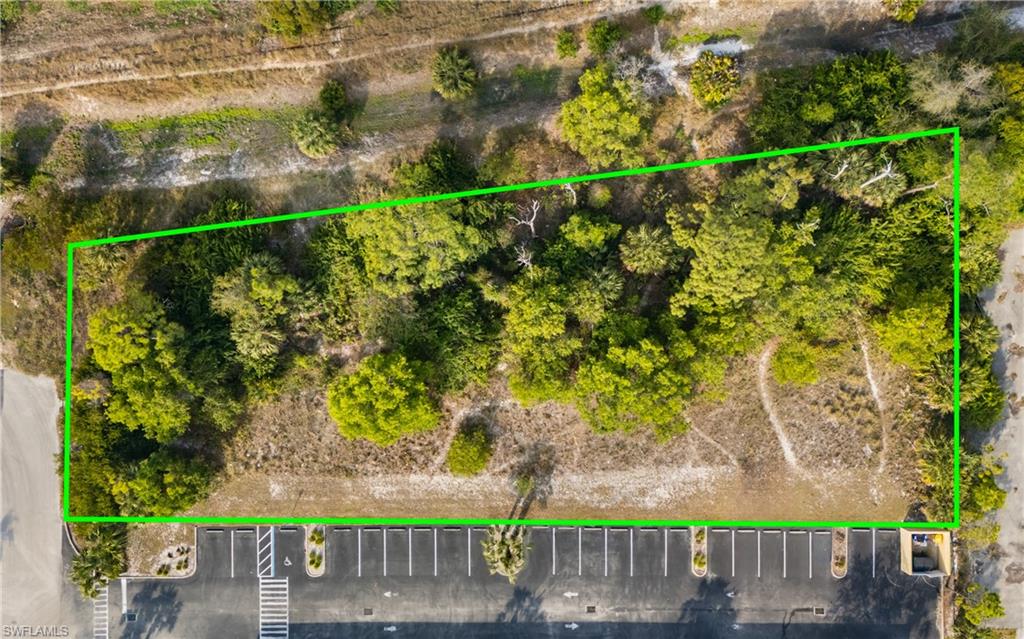 Old Us 41 Property Photo