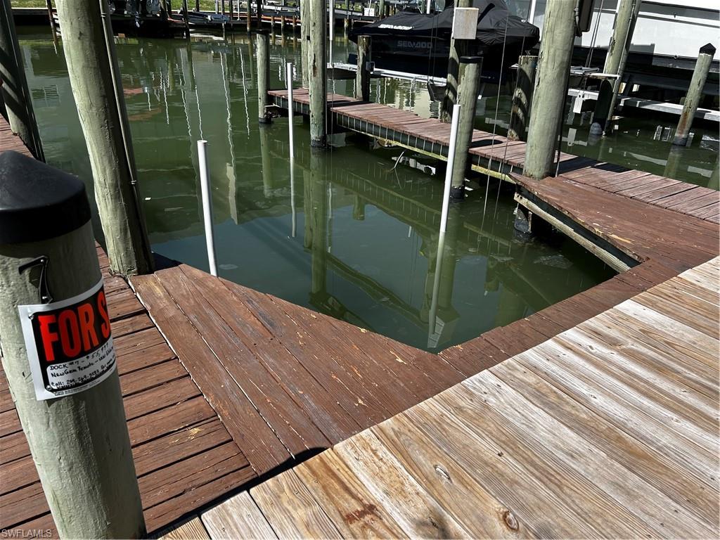 4357 Bay Beach Ln Property Photo