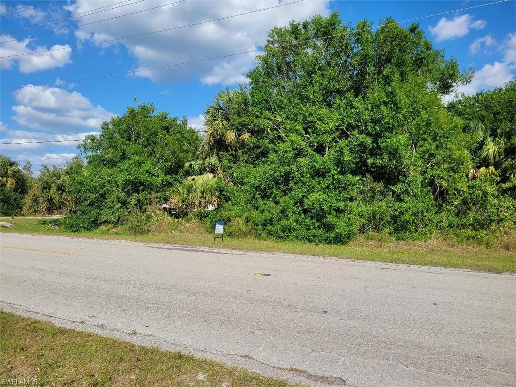 Everglades Blvd N Property Photo 3