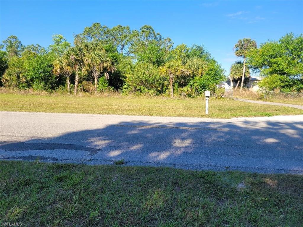 Everglades Blvd N Property Photo 4