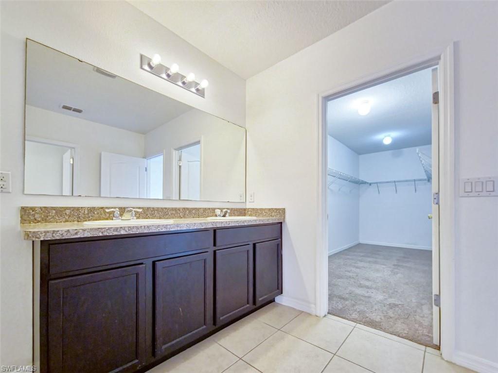 324 Sunny Field Ct Property Photo 12