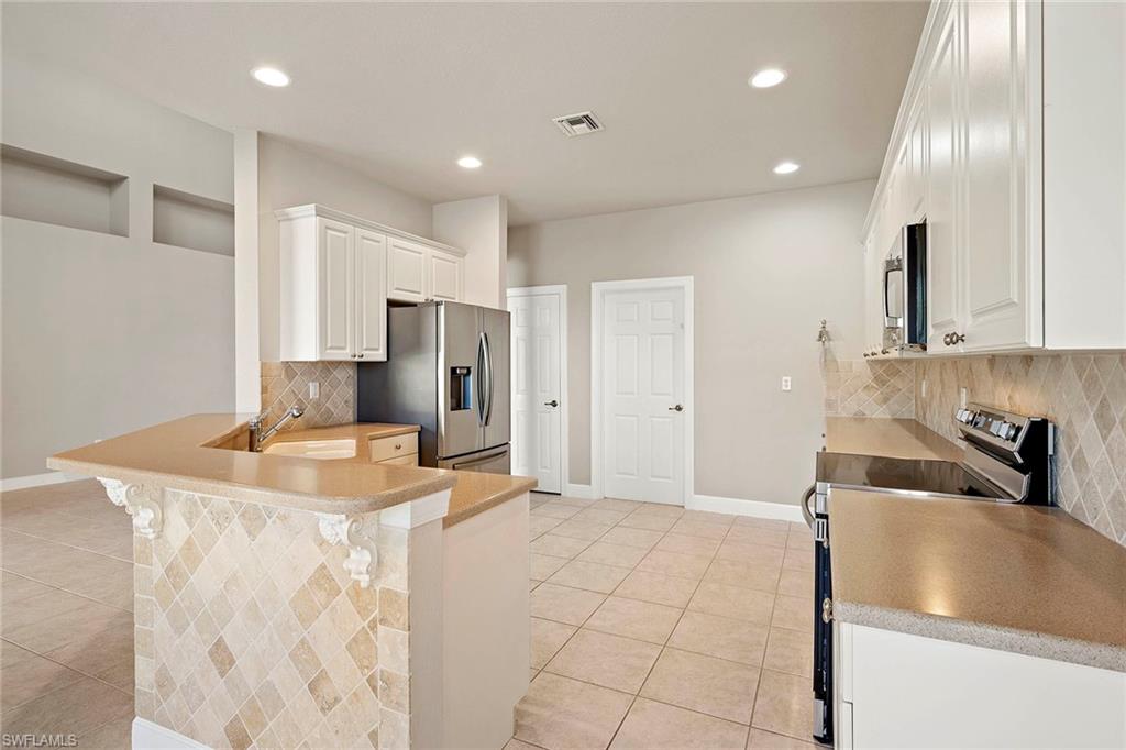 16118 Mount Abbey Way Property Photo 9
