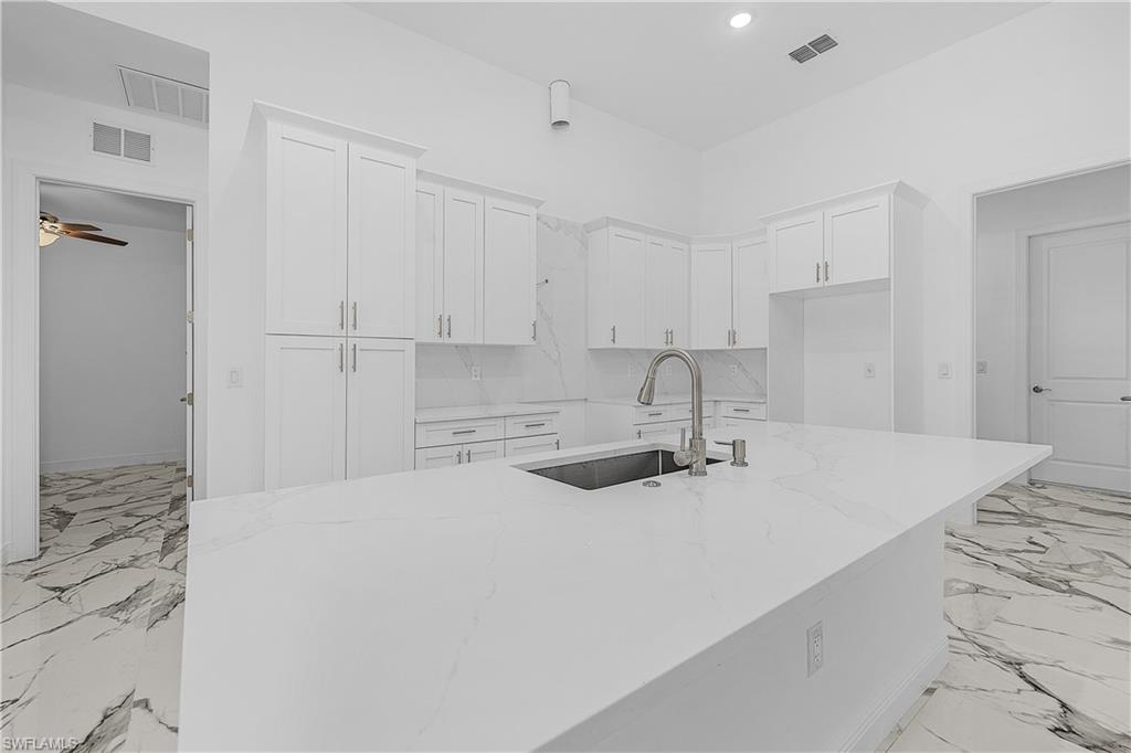 7690 19th Pl Property Photo 10
