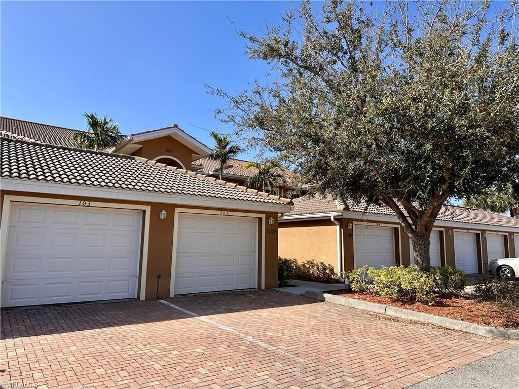 1108 Winding Pines Cir # 203 Property Photo