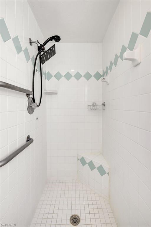 11091 Caravel Cir Property Photo 19