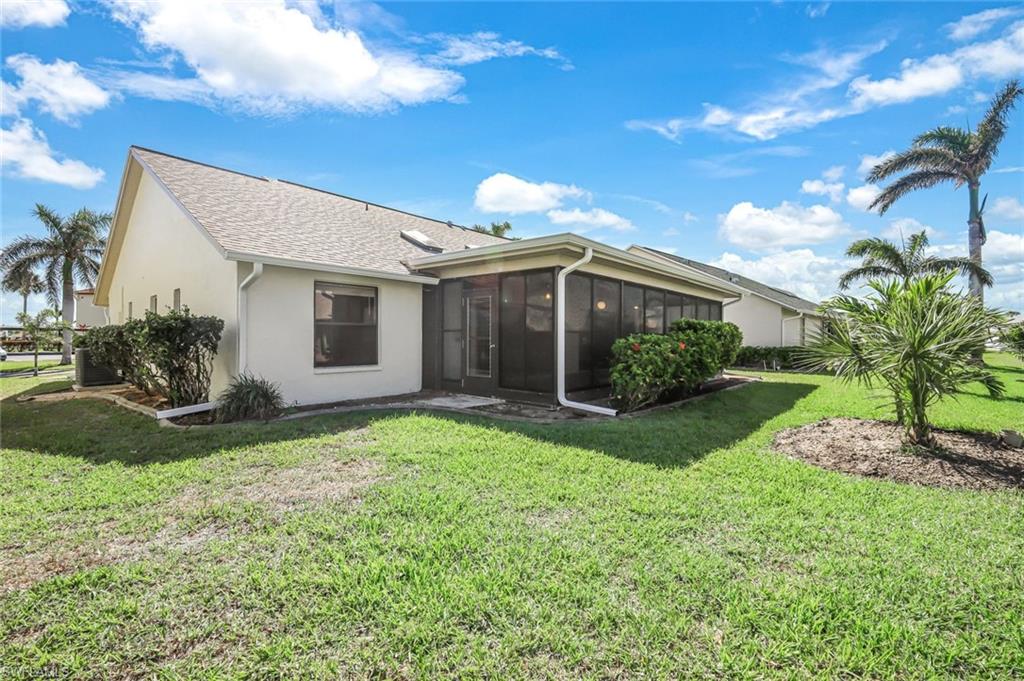 11091 Caravel Cir Property Photo 23