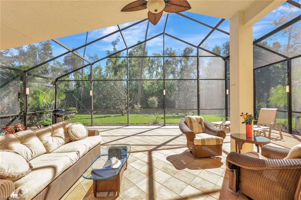 2434 Butterfly Palm Dr Property Photo