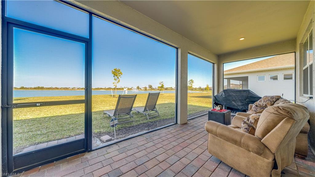 879 Stonewater Lake Ter Property Photo 34