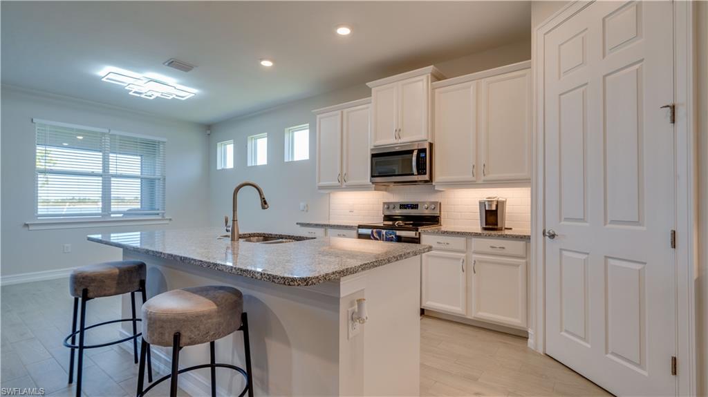 879 Stonewater Lake Ter Property Photo 44