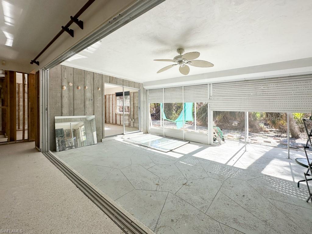 1314 Tahiti Dr Property Photo 8