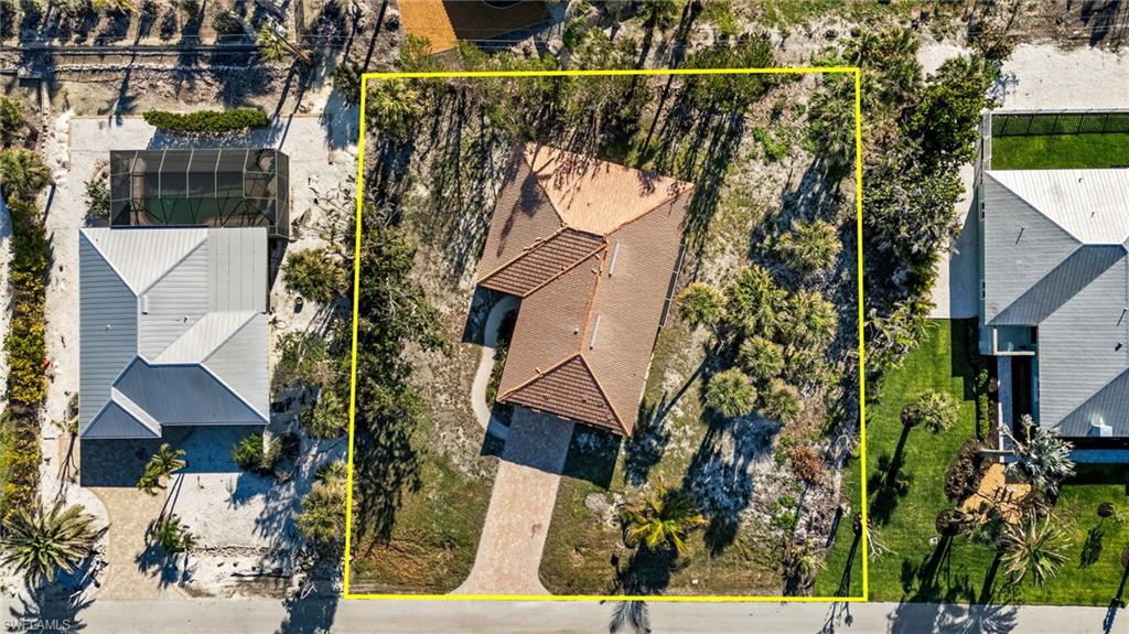 1314 Tahiti Dr Property Photo 30
