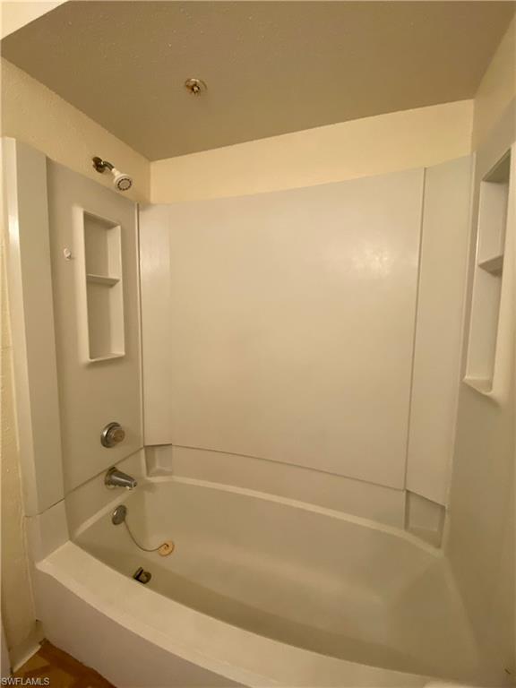 2855 Winkler Ave # 124 Property Photo 4