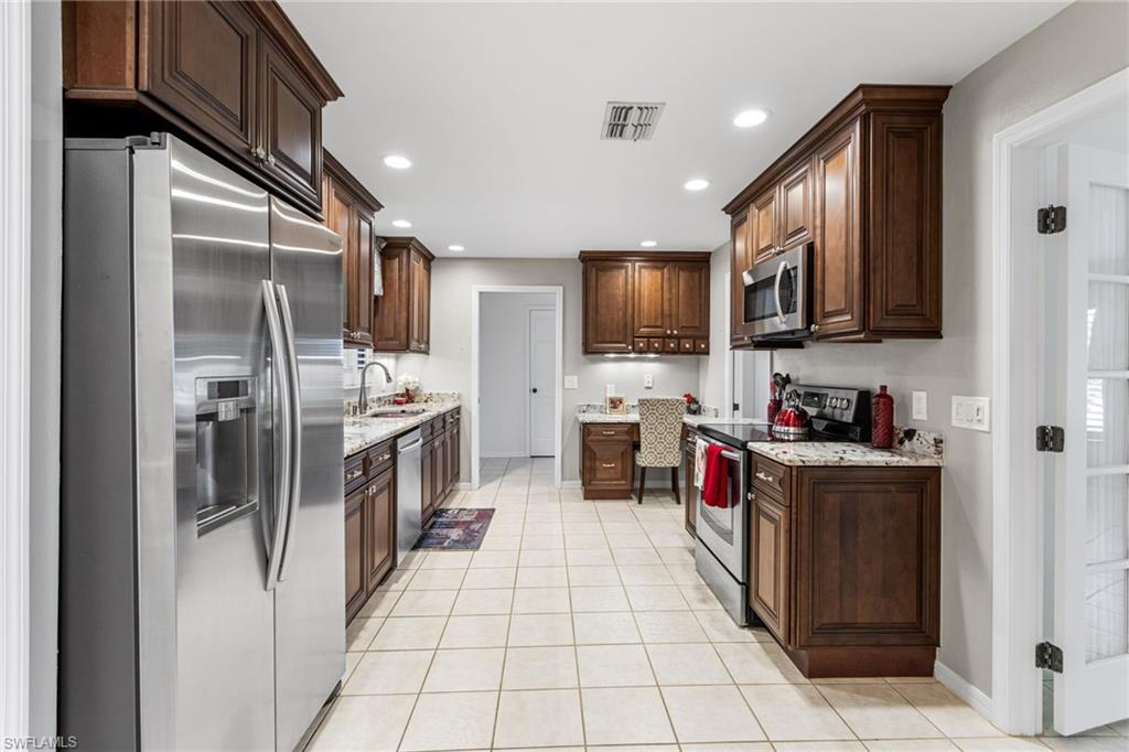 12840 Dornoch Ct Property Photo