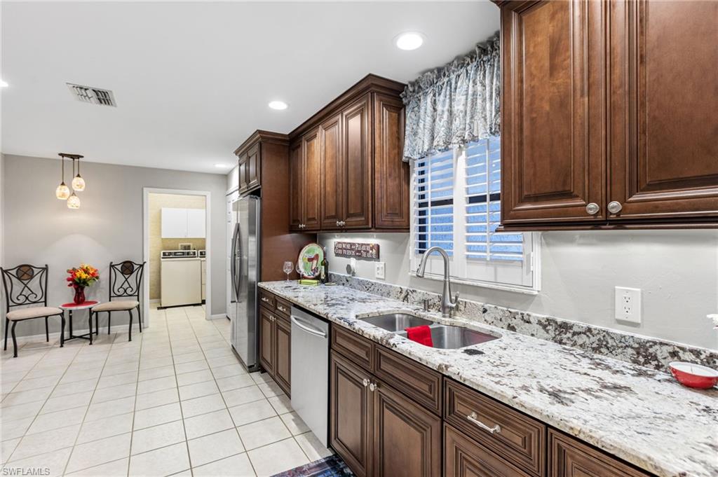12840 Dornoch Ct Property Photo 15