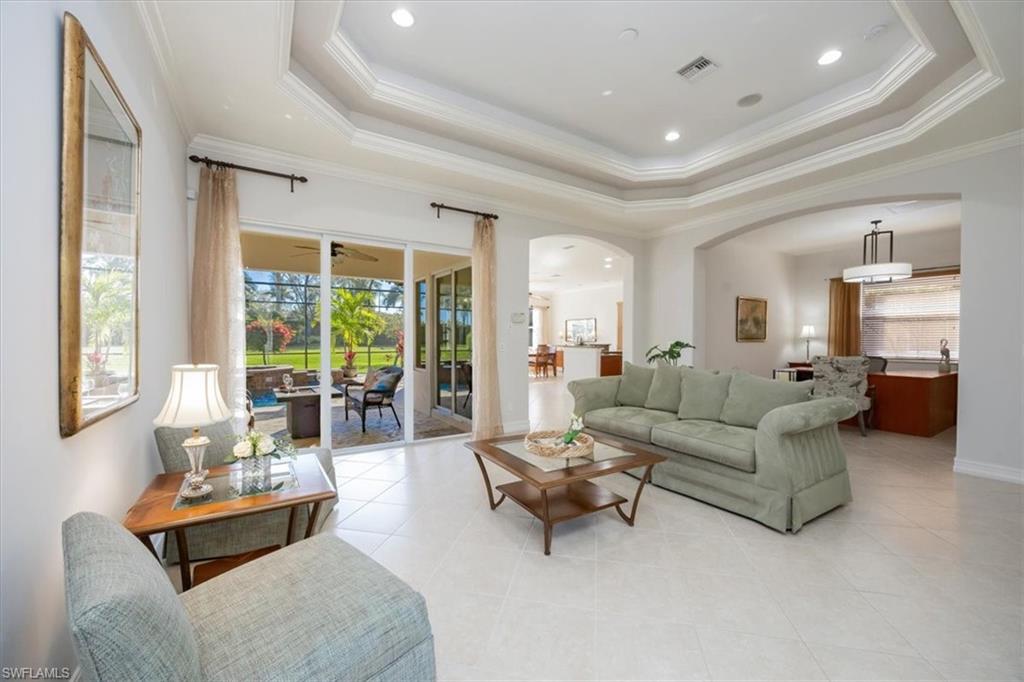 7692 Cottesmore Dr Property Photo