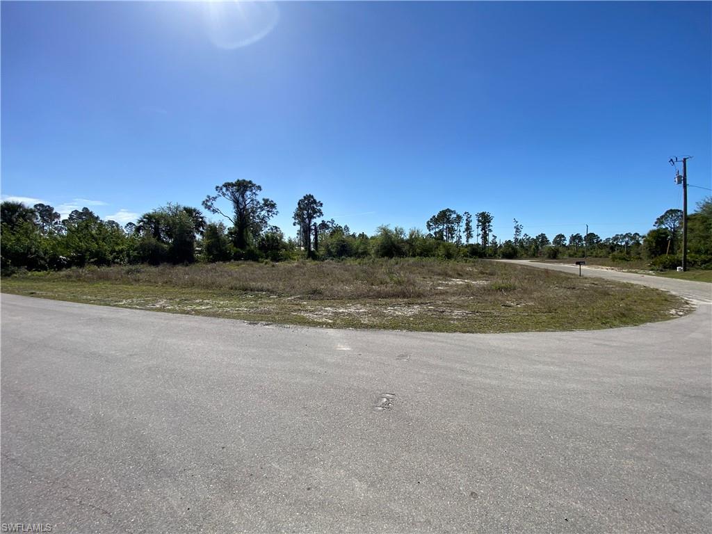 1240 Eclair St E Property Photo 1