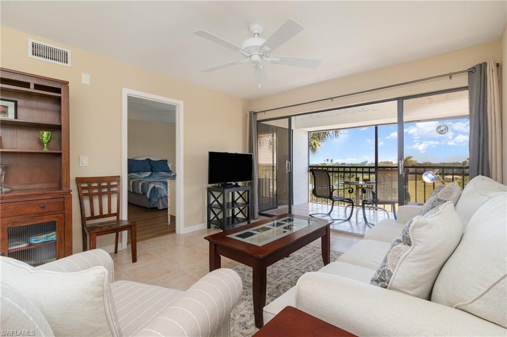 21490 Bay Village Dr # 261 Property Photo 5