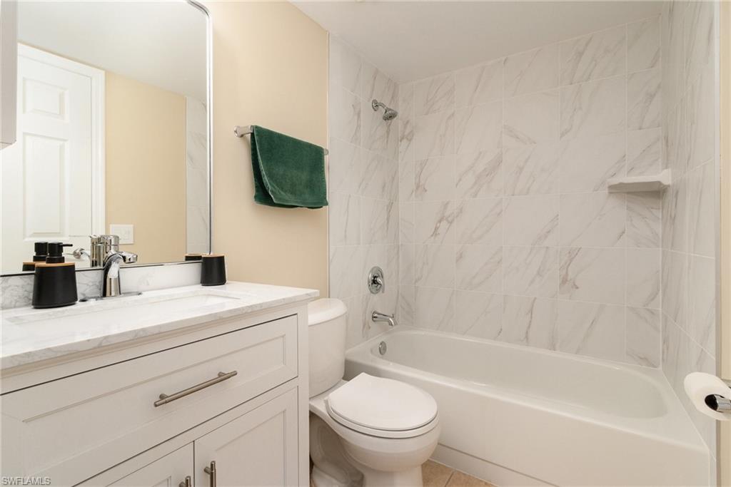 21490 Bay Village Dr # 261 Property Photo 18