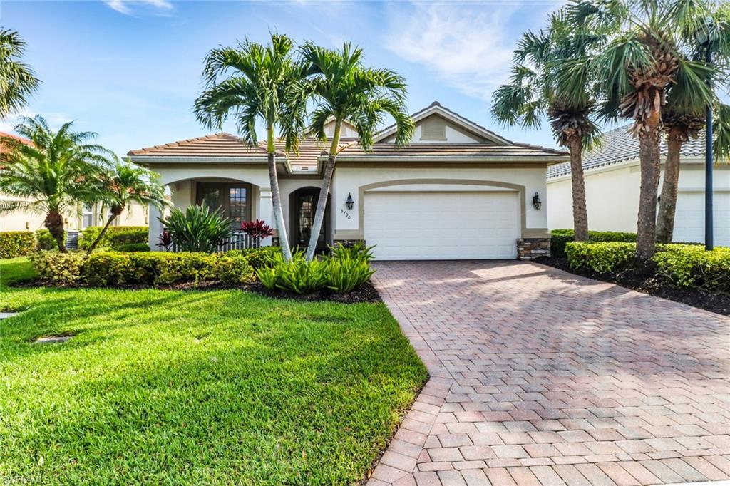 33905 Real Estate Listings Main Image
