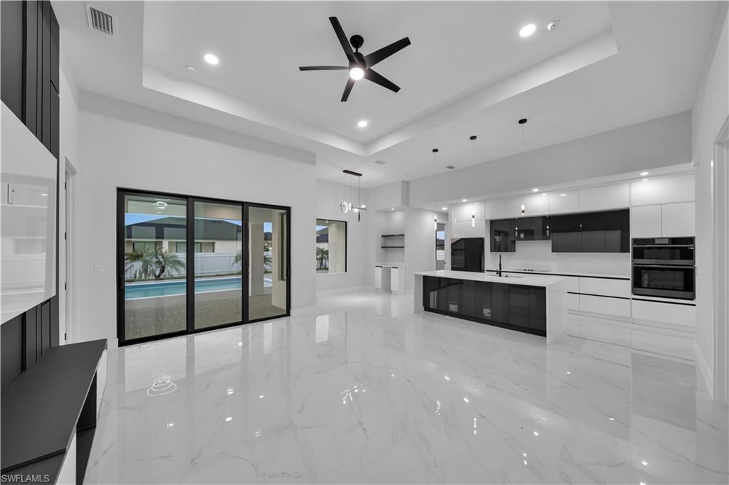 1451 Sw Embers Ter Property Photo 15