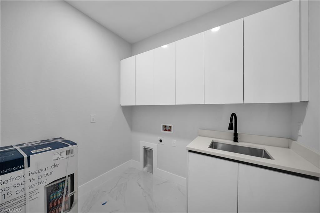 1451 Sw Embers Ter Property Photo 44