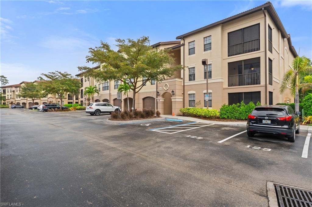 12965 Positano Cir # 304 Property Photo 10