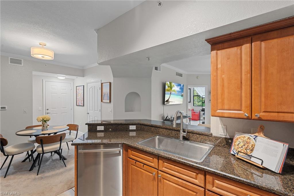 12965 Positano Cir # 304 Property Photo 14