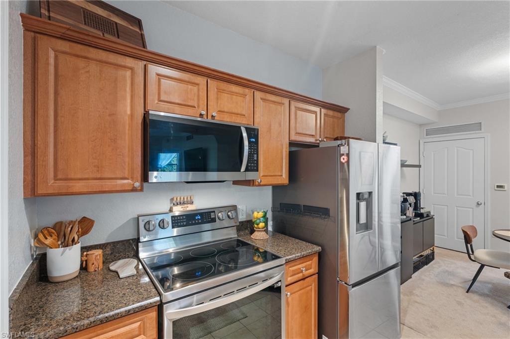 12965 Positano Cir # 304 Property Photo 15