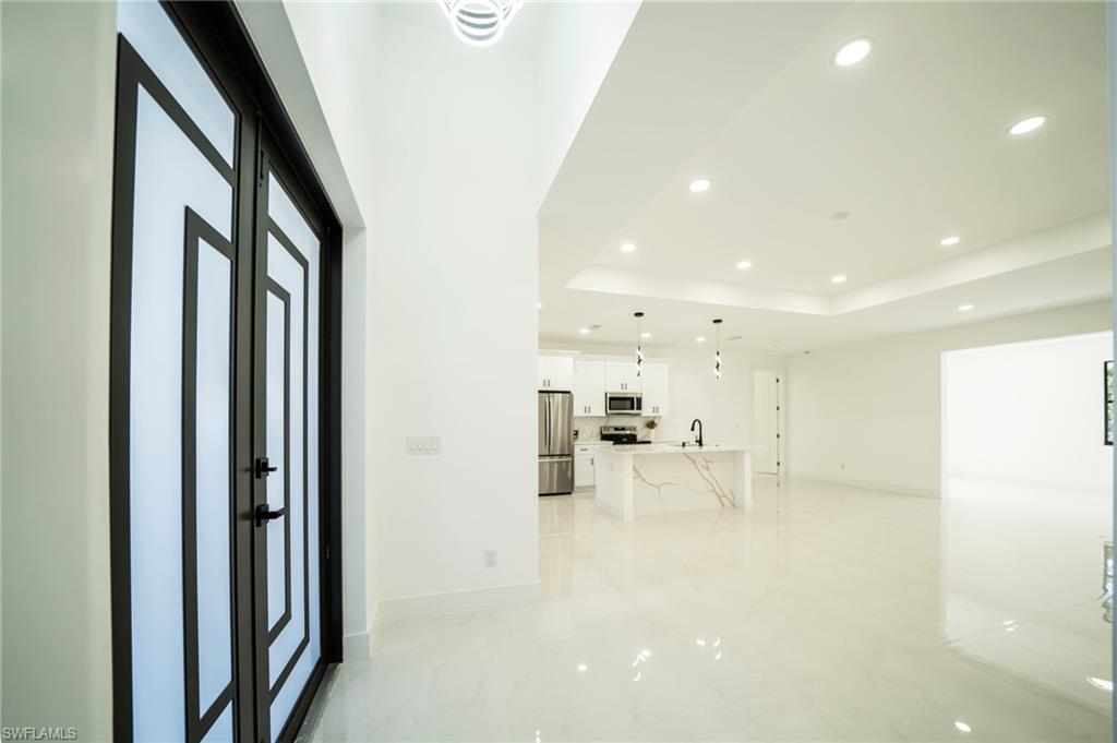 3003 52nd St W Property Photo 7