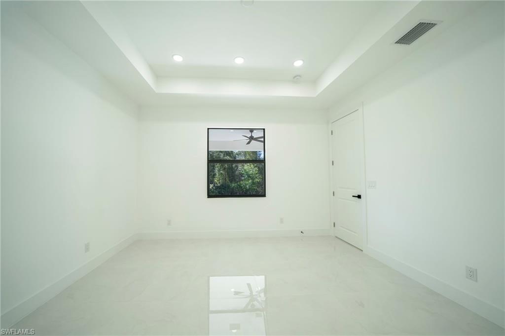 3003 52nd St W Property Photo 23