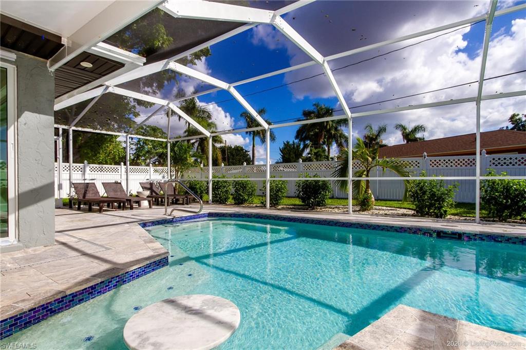 4925 Del Prado Blvd S Property Photo 8