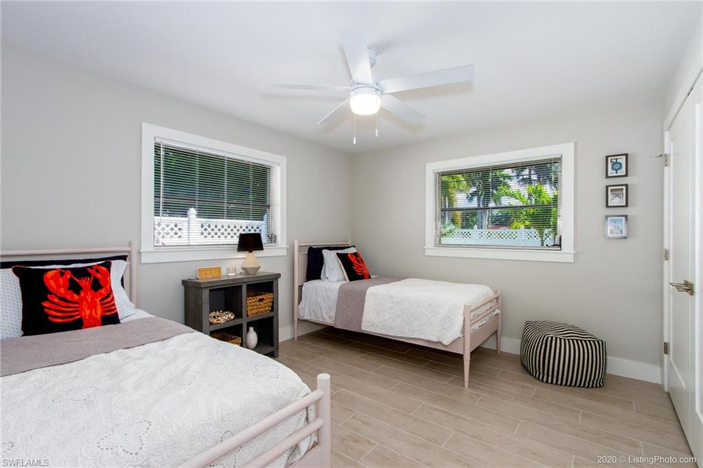 4925 Del Prado Blvd S Property Photo 19