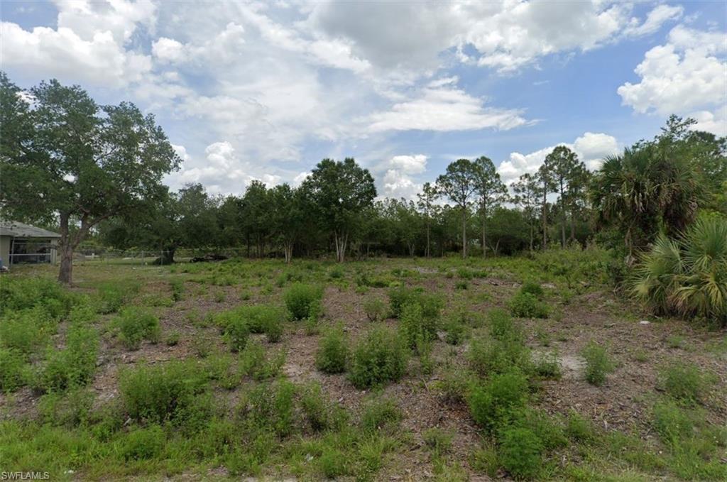 1020 James Ave Property Photo 3