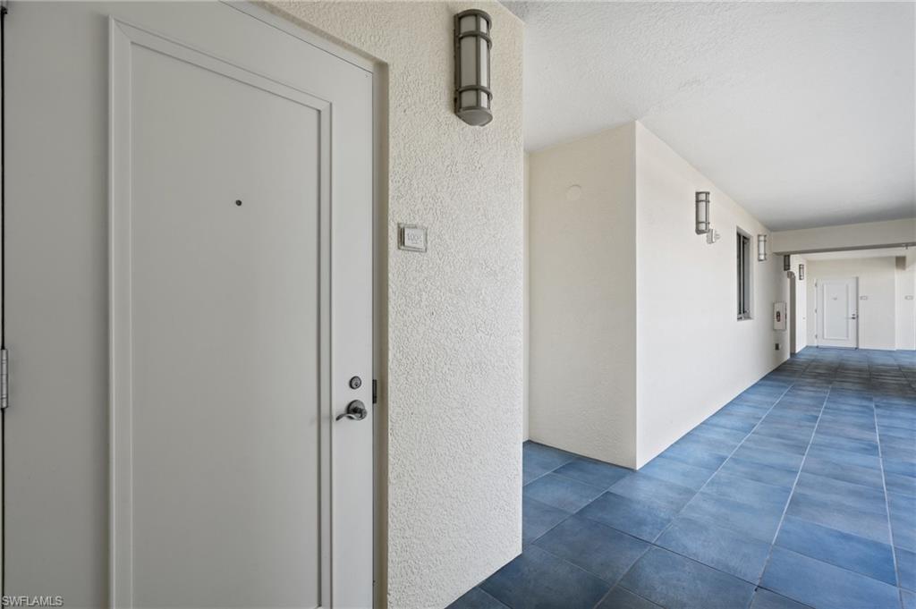 3000 Oasis Grand Blvd # 1004 Property Photo 6