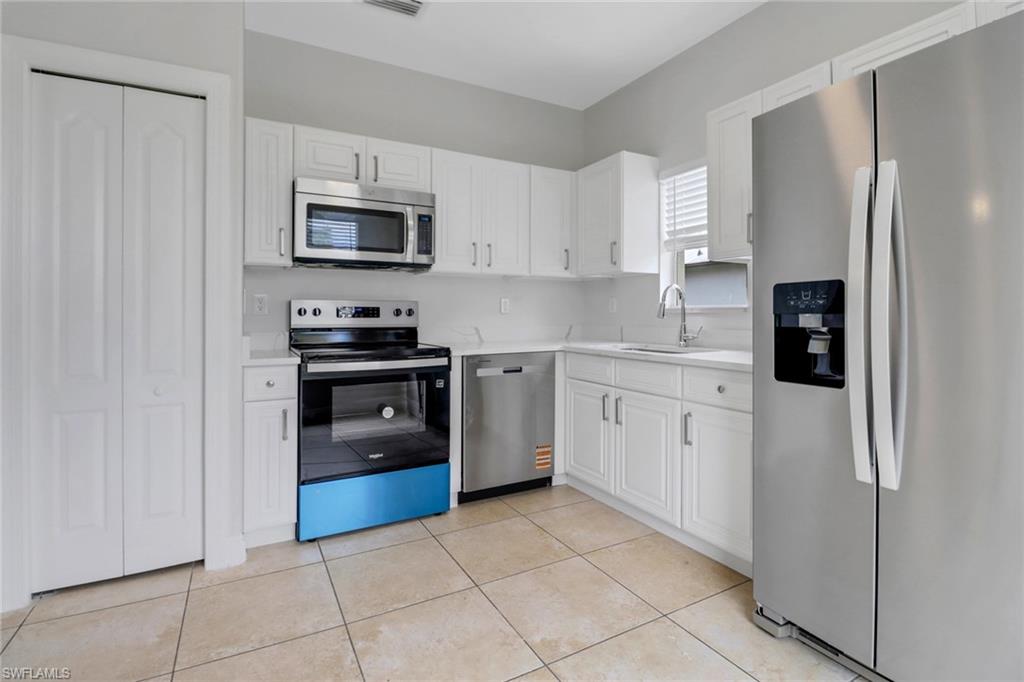 2221 Everglades Blvd S Property Photo