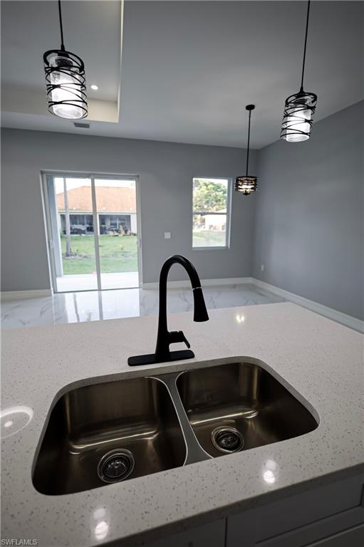 937 Sentinela Blvd Property Photo 18