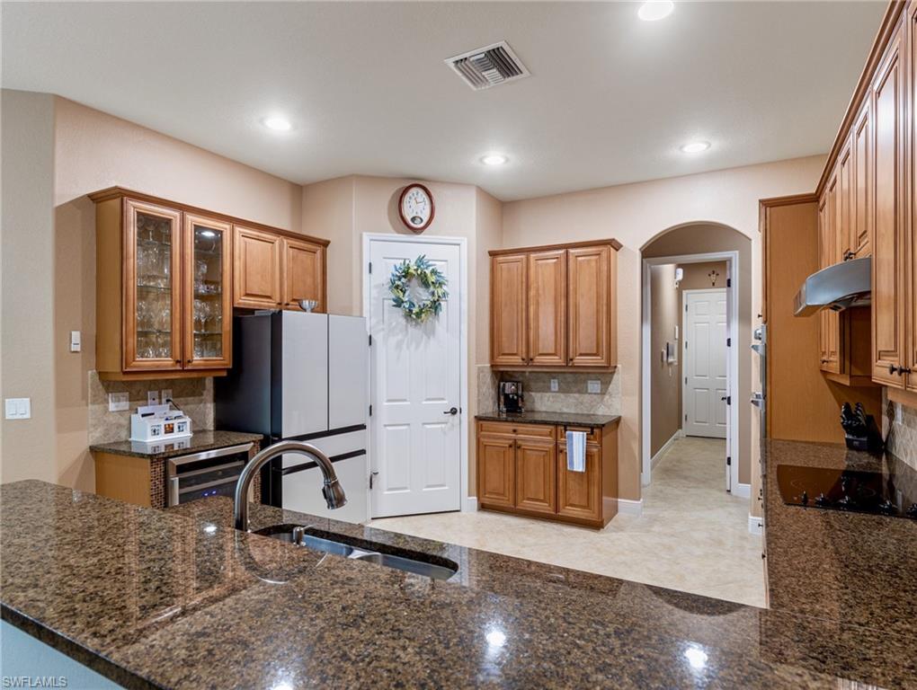 21537 Belvedere Ln Property Photo 18