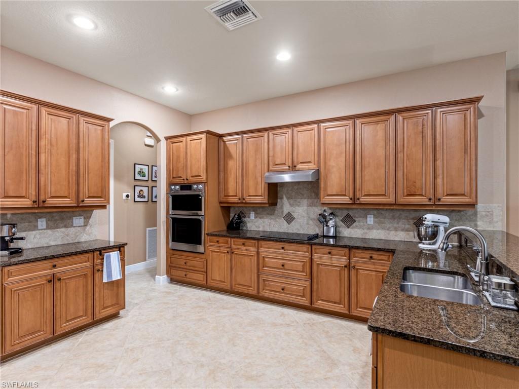 21537 Belvedere Ln Property Photo 19