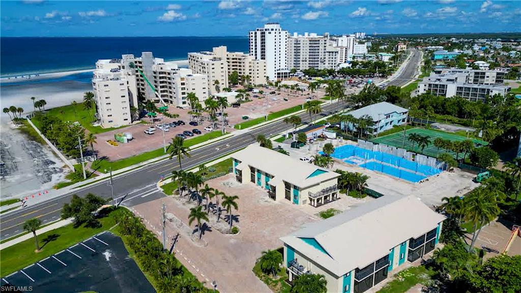 Bac Bay Health + Racquet Club Real Estate Listings Main Image