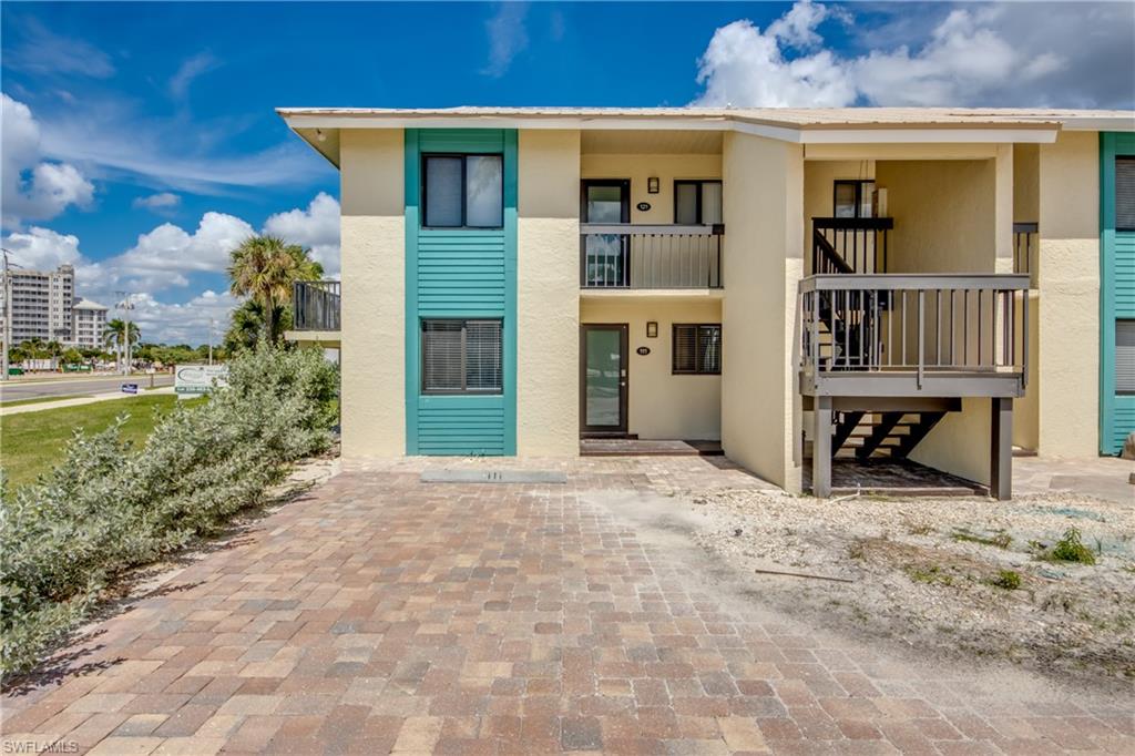 22796 Island Pines Way # 111 Property Photo 4