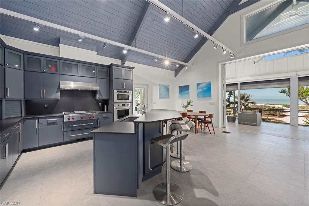 16886 Captiva Dr Property Photo 13