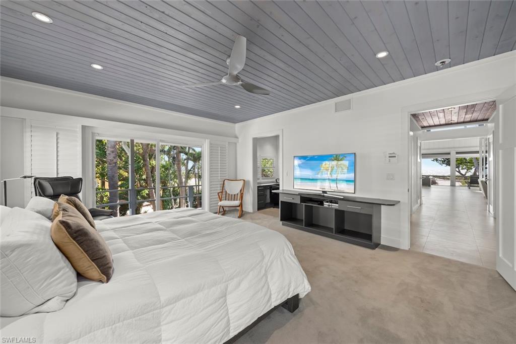 16886 Captiva Dr Property Photo 32