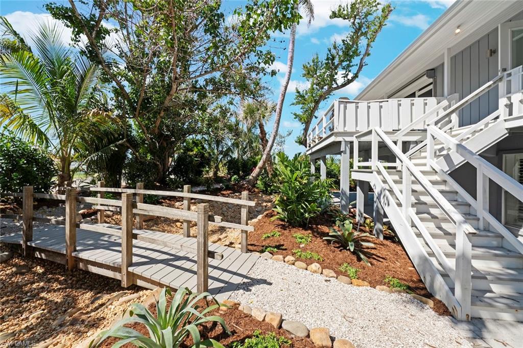 16886 Captiva Dr Property Photo 38