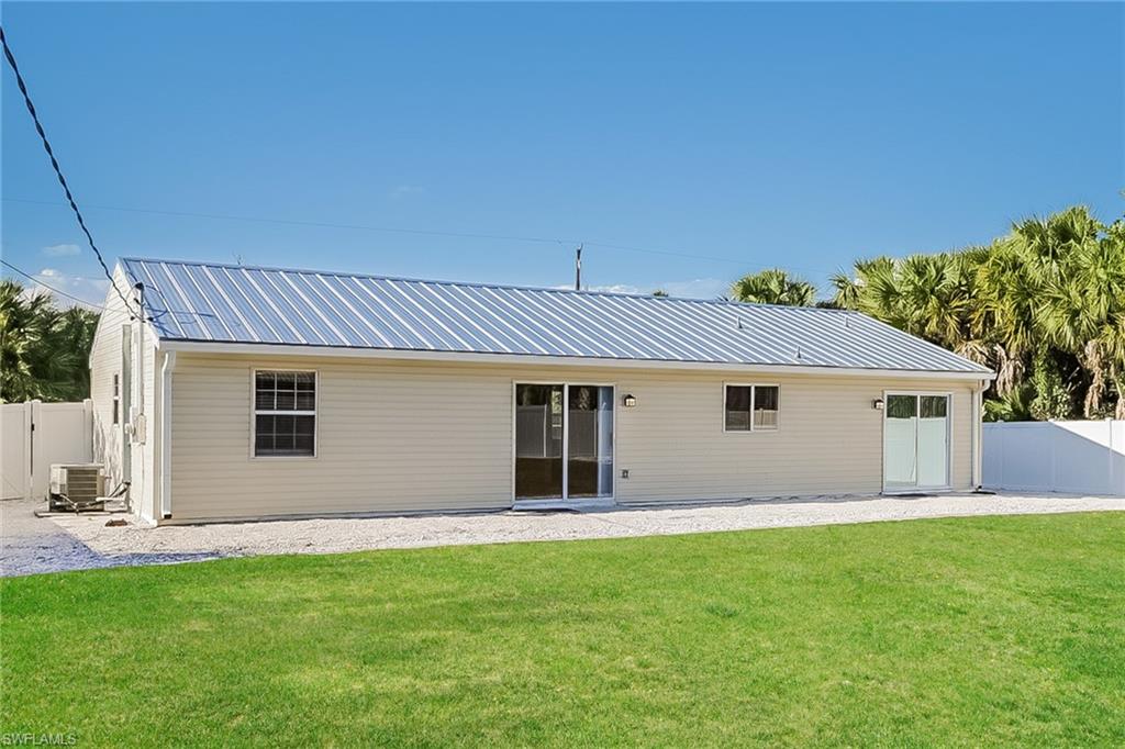 18663 Van Nuys Cir Property Photo 16