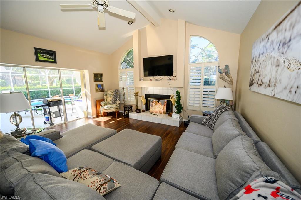 15176 Fiddlesticks Blvd Property Photo 3