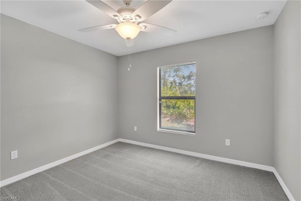 5303 4th St W Property Photo 12
