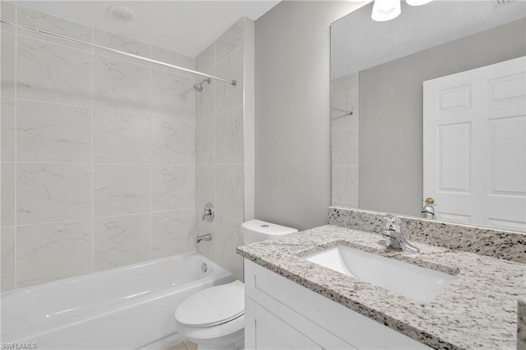 5303 4th St W Property Photo 19