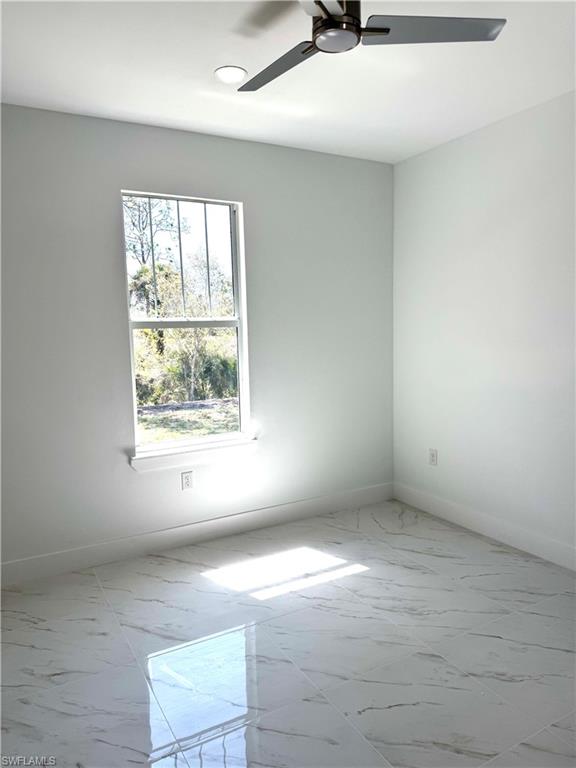 926 Anthony St E Property Photo 11