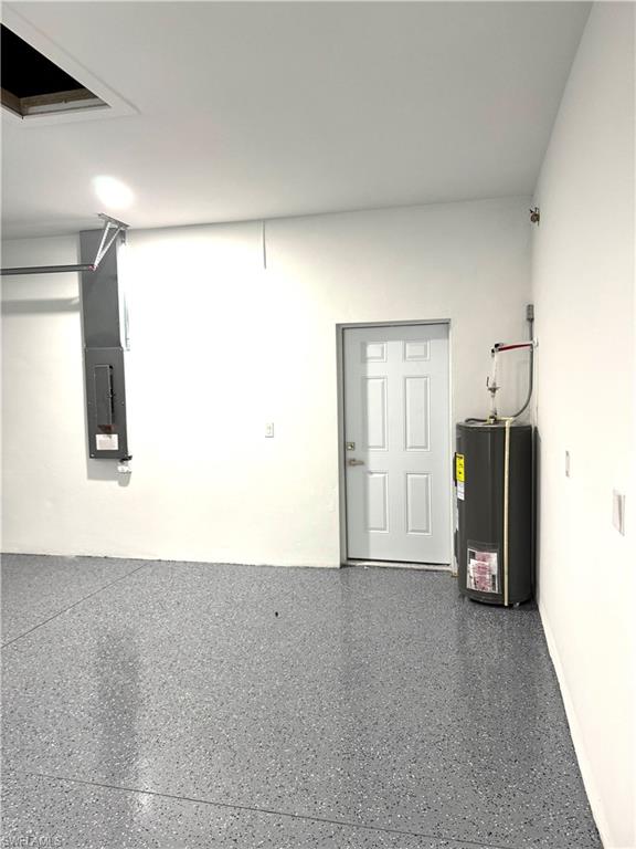 926 Anthony St E Property Photo 16