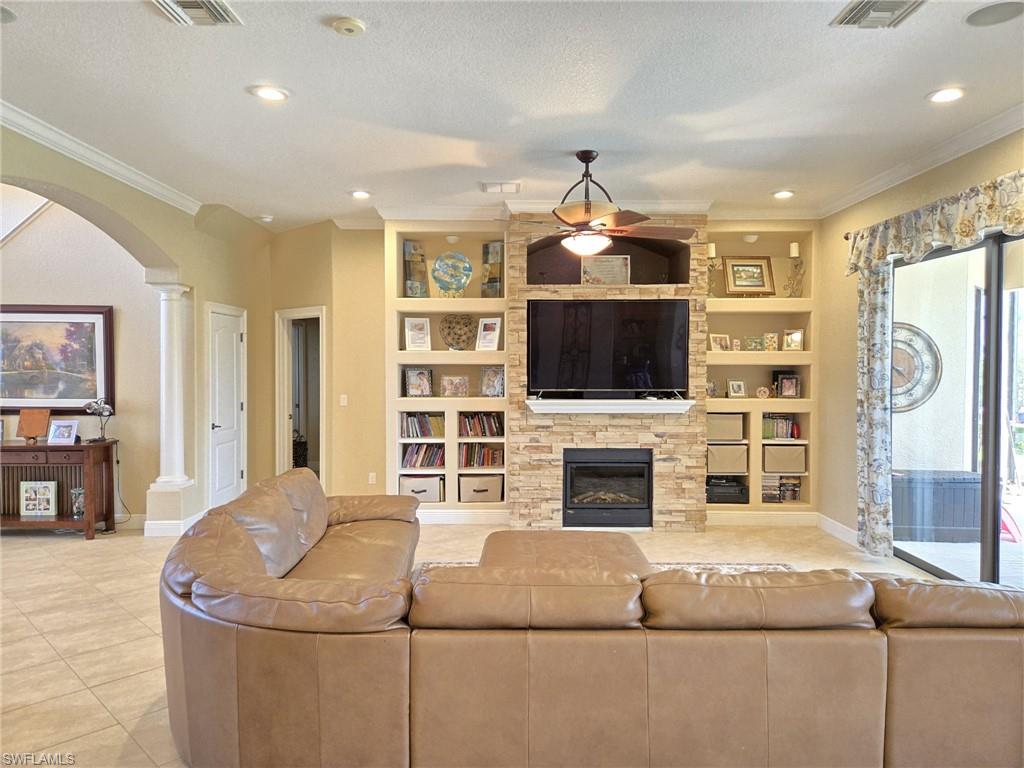 11573 Southwest Dallas Dr N Property Photo 26